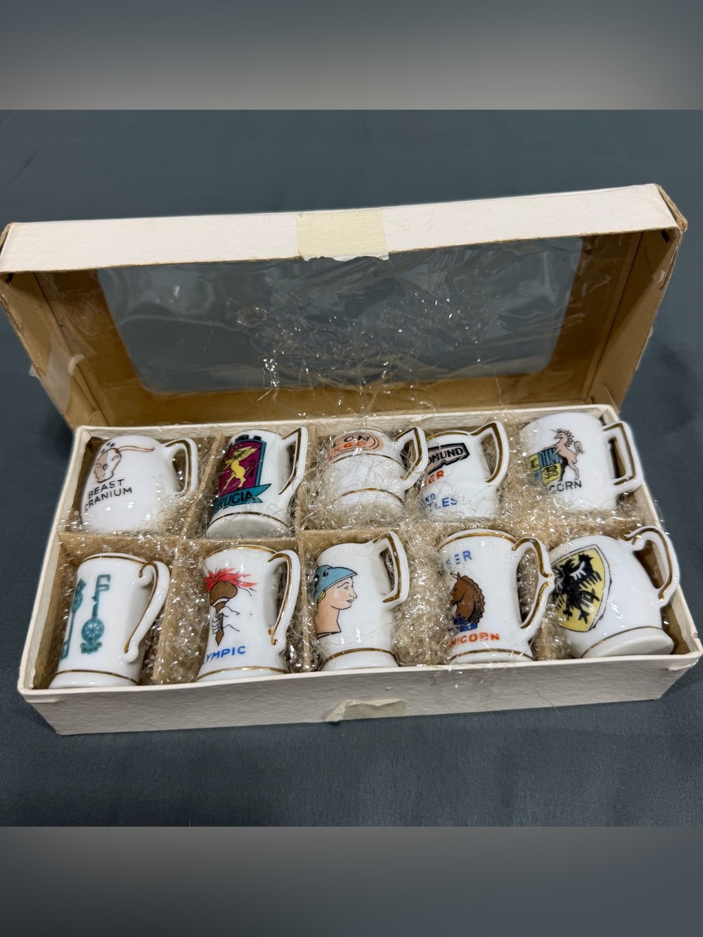 Novelty miniature beer mugs trinkets shelf decor old world pub set of 10 Japan